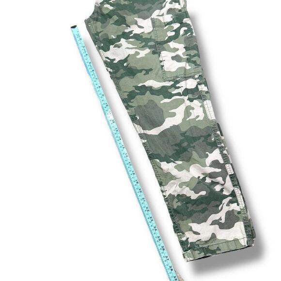 Levi's Signature Women’s Cargo Pants Camouflage Canvas Straight Leg Taper Casual - Picture 10 of 10